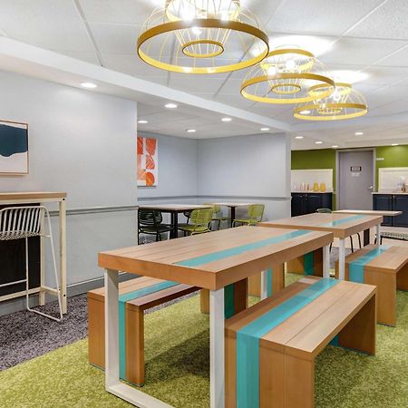 Spark By Hilton Rochester University Area ภายนอก รูปภาพ