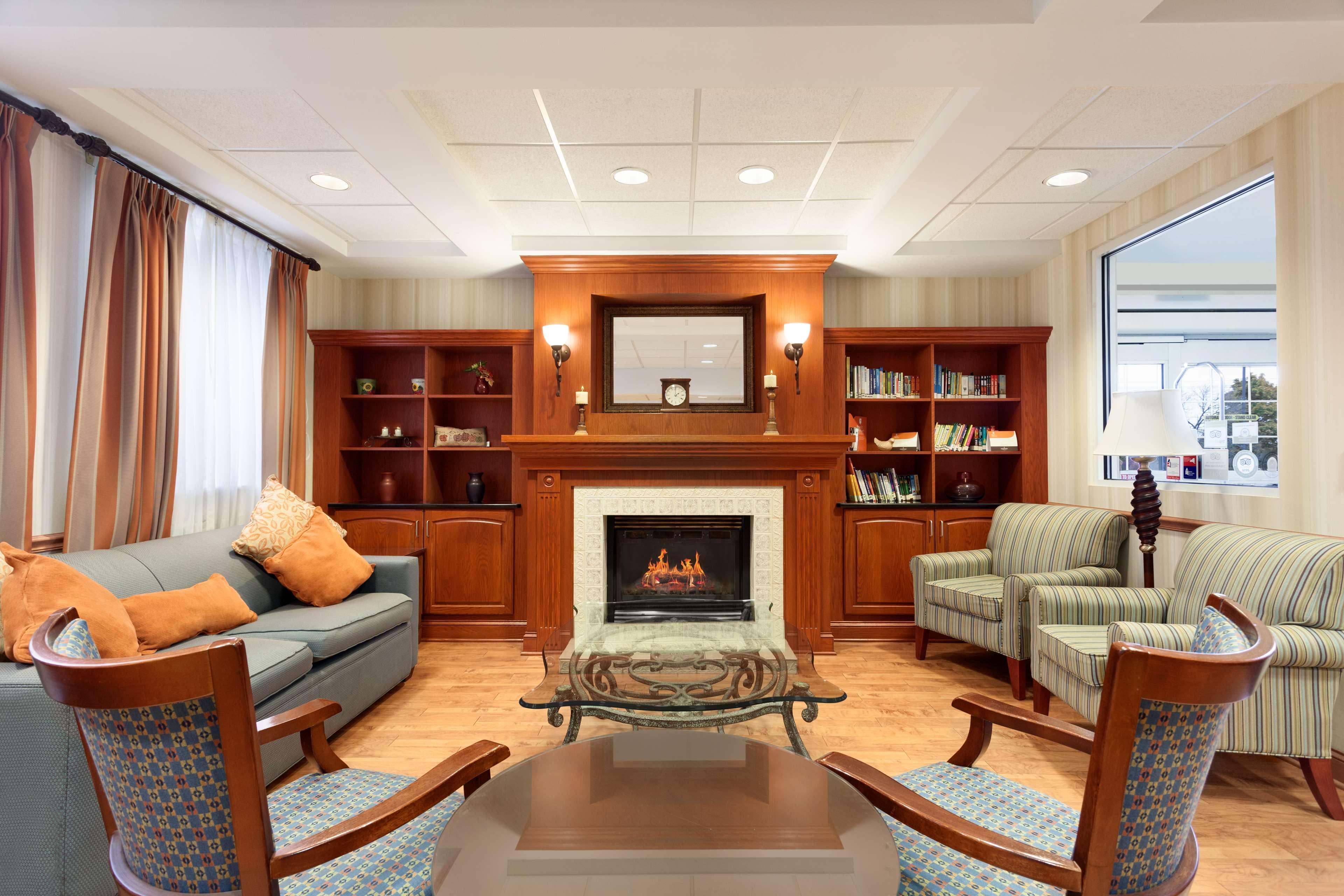 Spark By Hilton Rochester University Area ภายนอก รูปภาพ