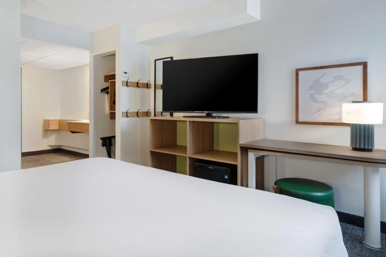 Spark By Hilton Rochester University Area ภายนอก รูปภาพ