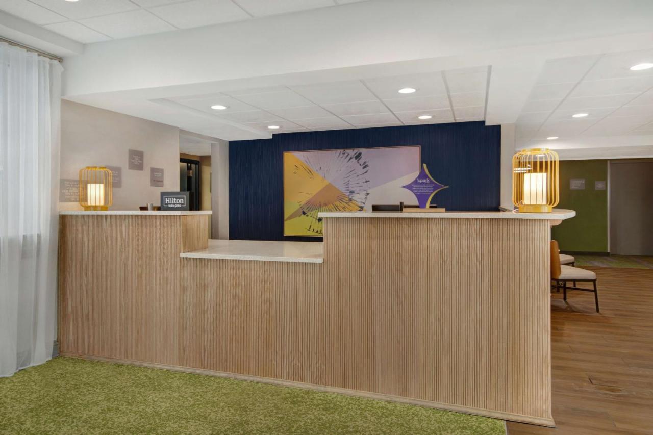 Spark By Hilton Rochester University Area ภายนอก รูปภาพ